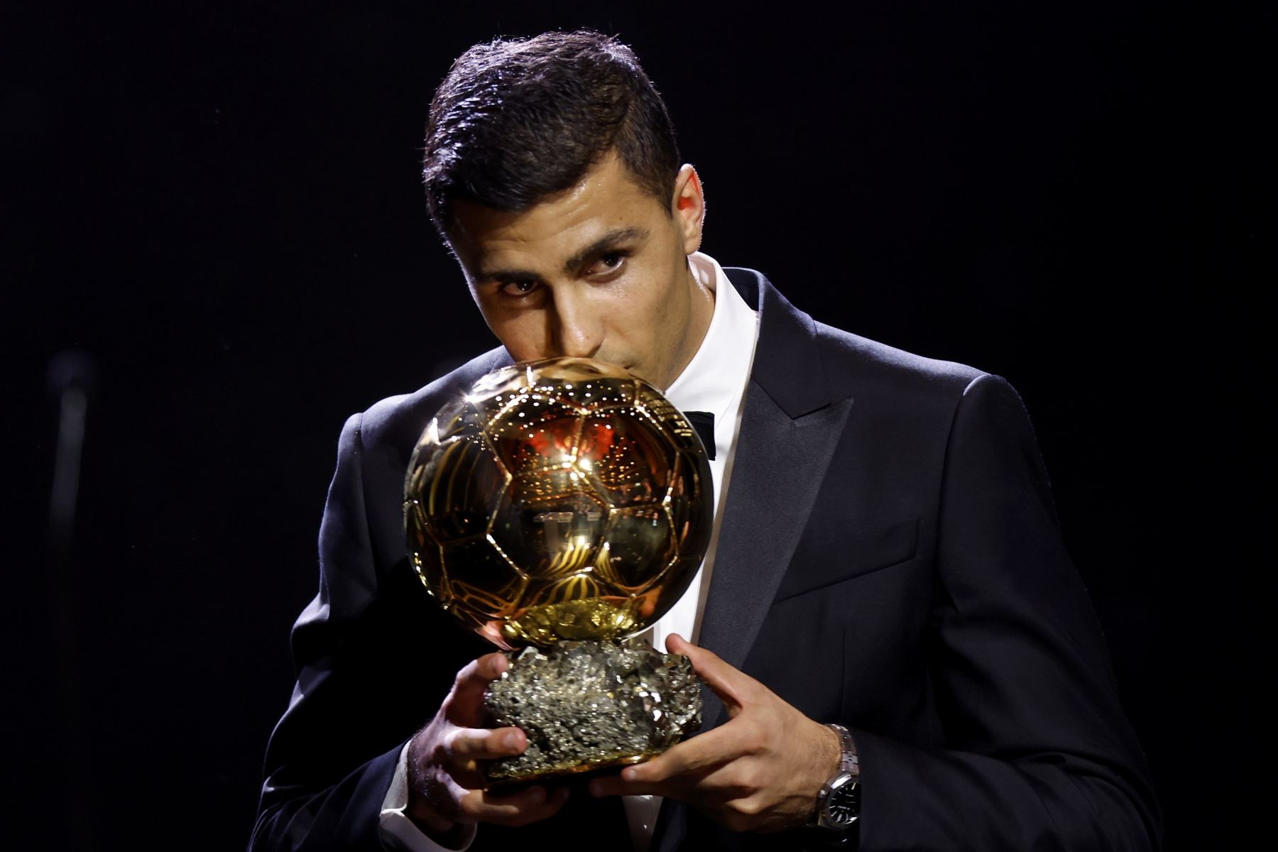 Rodri es el ganador del Balón de Oro 2024 “Este premio es la victoria